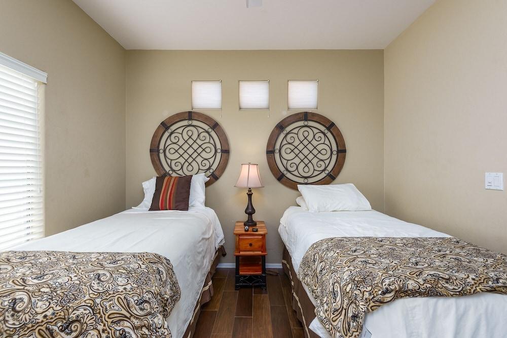 Raintree 2 Bedroom Condo by RedAwning