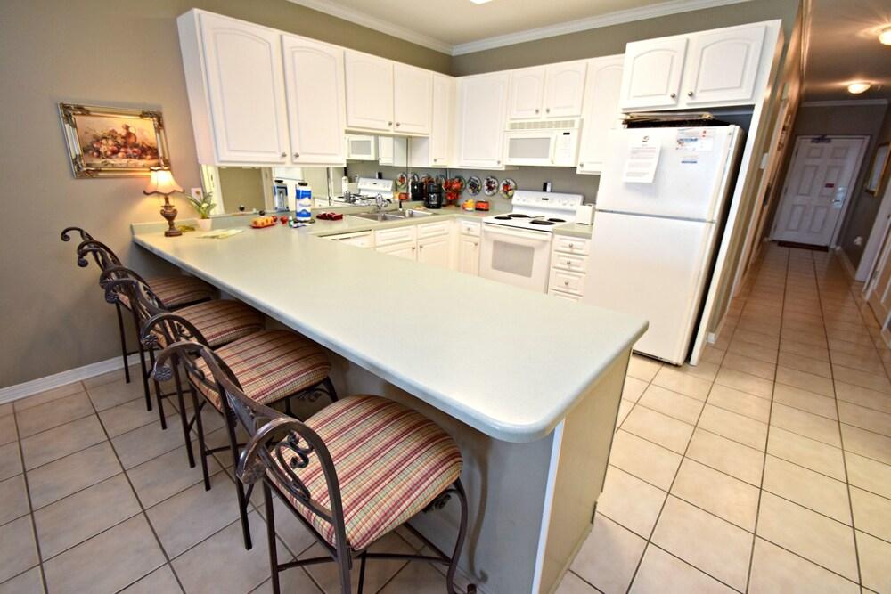 Marlin Key 2c 3 Bedroom Condo by RedAwning