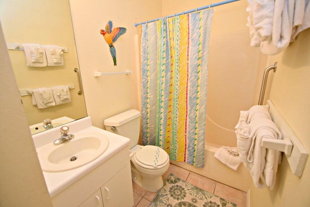 Romar Lakes A302 2 Bedroom Condo by RedAwning