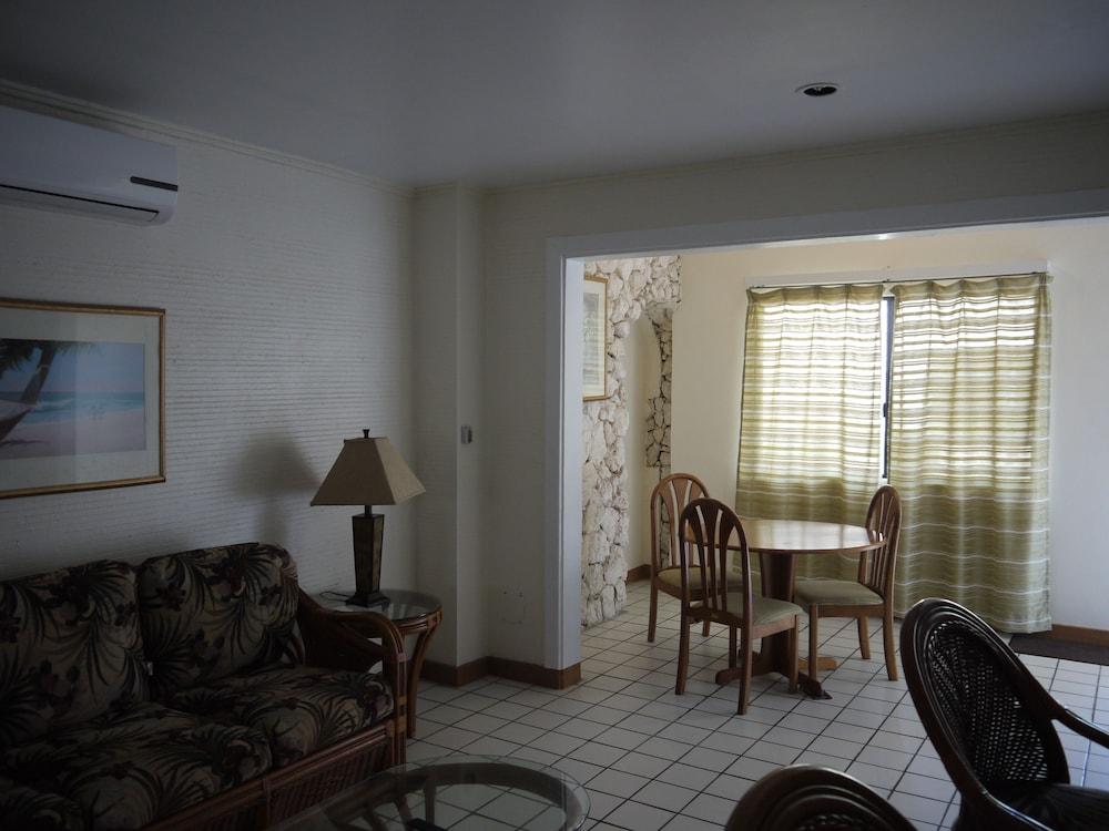 Chalan Kanoa Beach Hotel