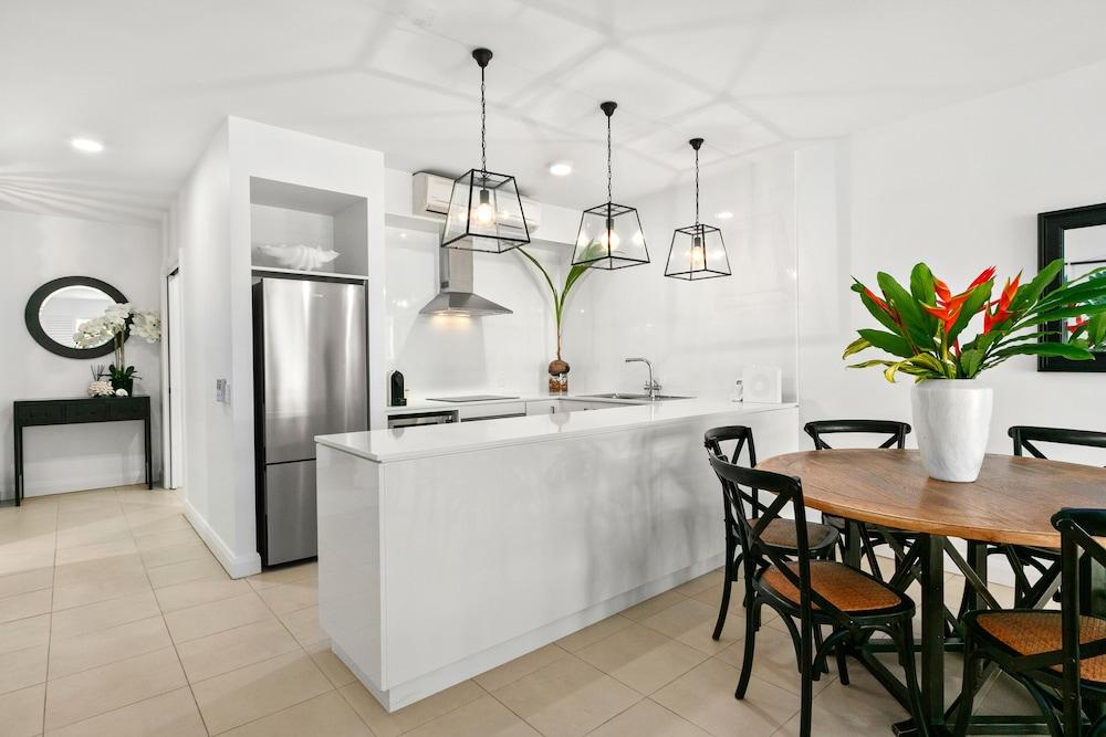 Elysium Private Apartments at The Beach Club