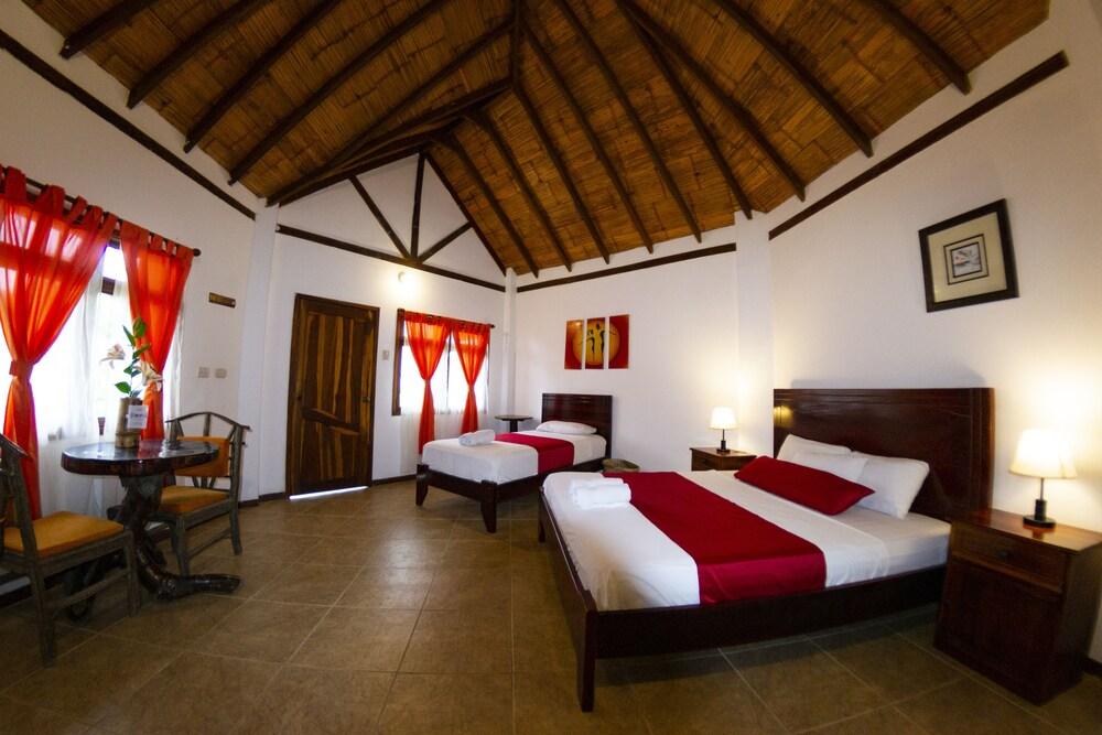 Oceanic Hosteria y Restaurante