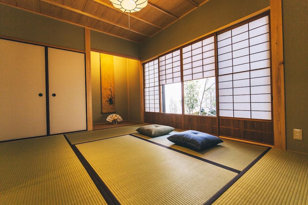 Hostel Koharubiyori Kyoto