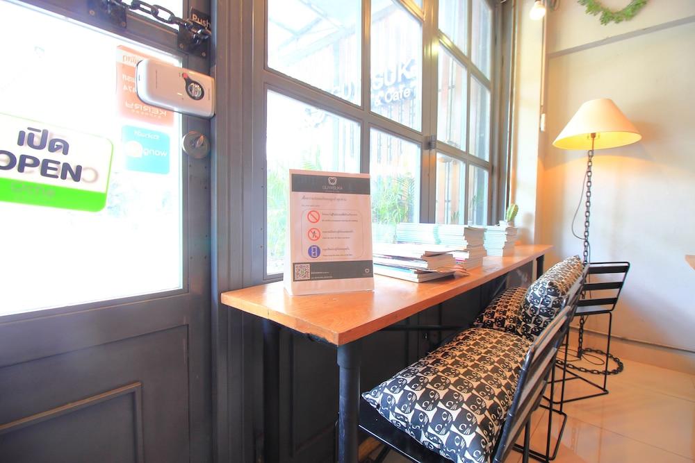 OYO 421 Guyasuka Hostel & cafe