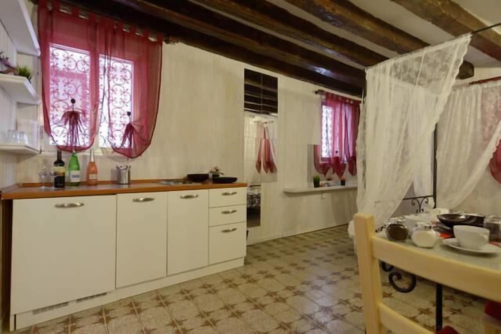 Mario Apartment 3631