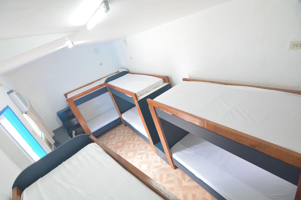 Highway to H Inn - Totolan