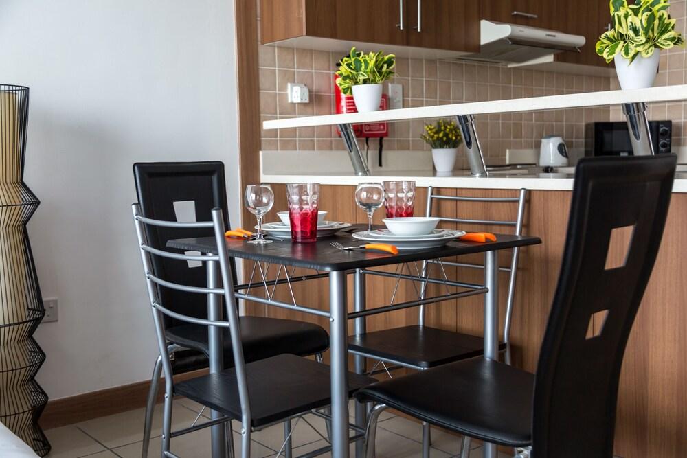 HiGuests - Sulafa Tower