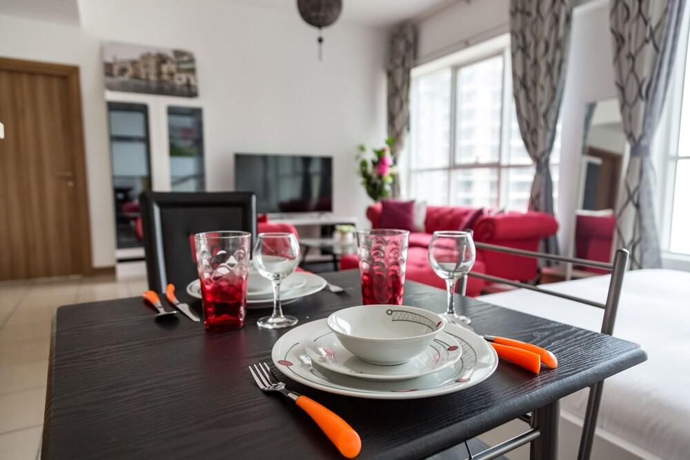 HiGuests - Sulafa Tower