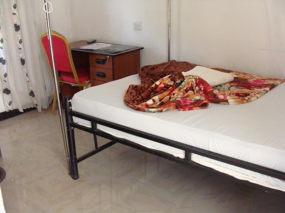 Morio Motel and Campsite