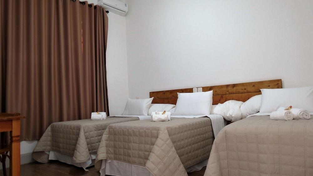 Sagrados Corações Pousada