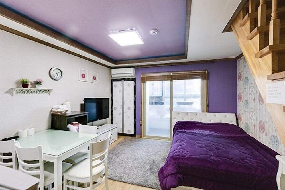 Buan Baramui Soksagim Pension