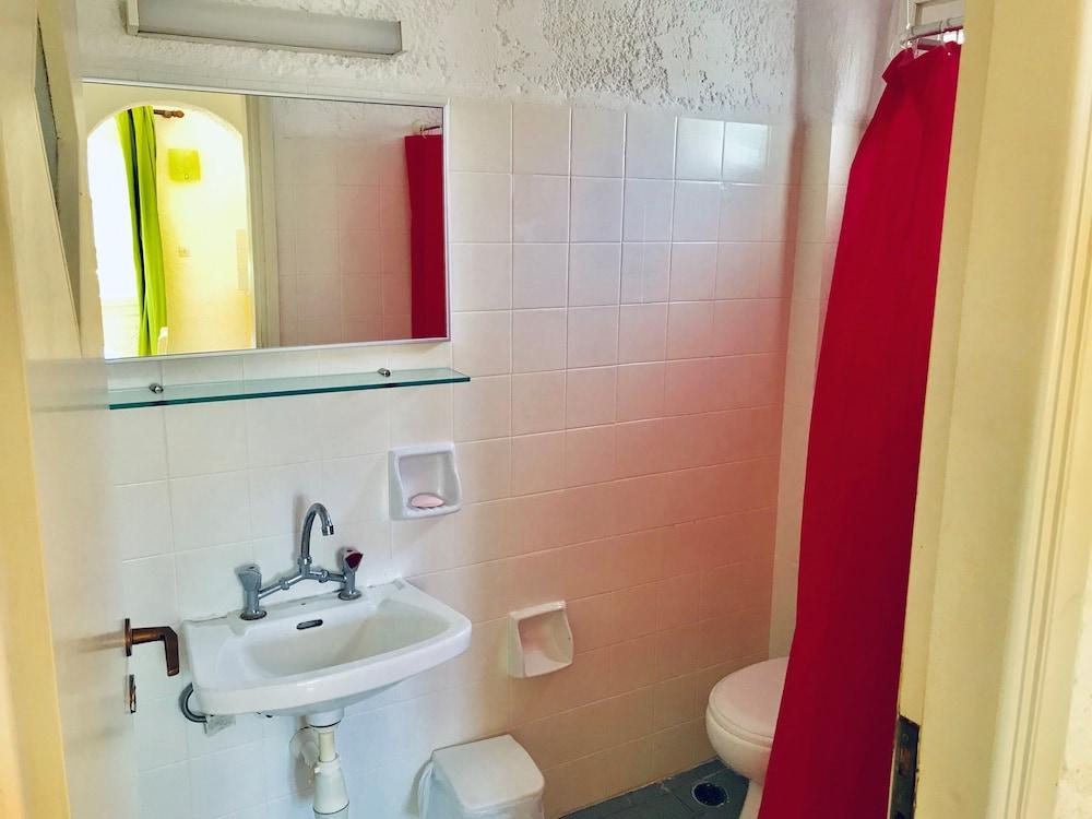 Semiramis Piskopiano by Checkin