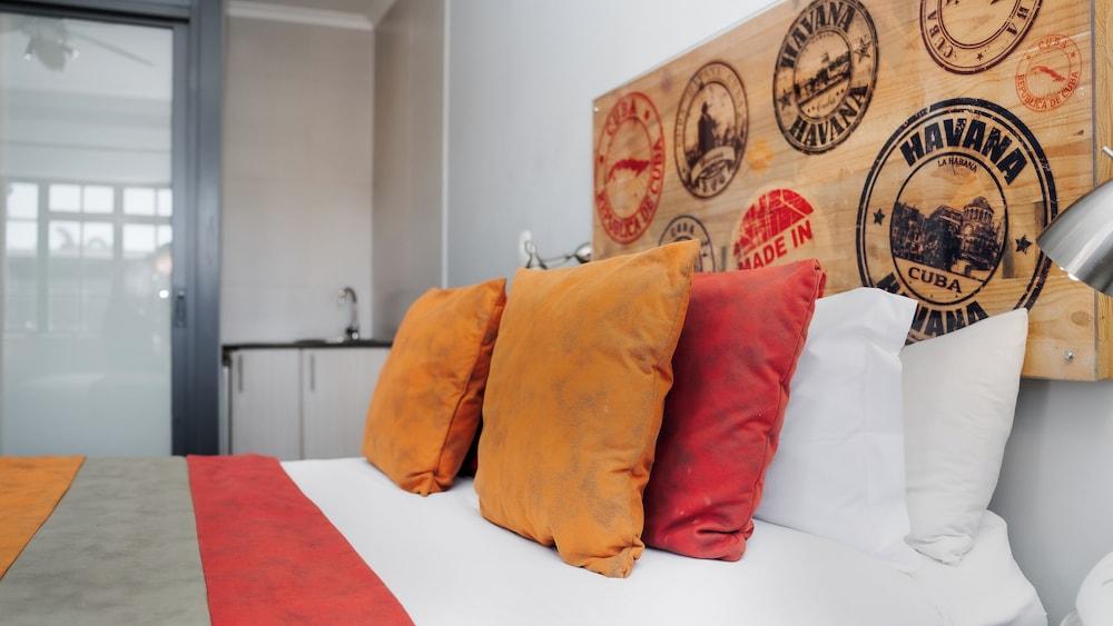 Yalla Yalla Boutique Hotel