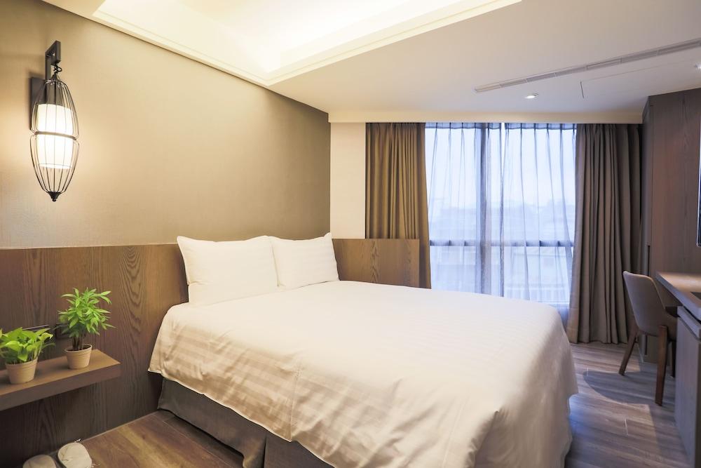 Pavilion Boutique Hotel