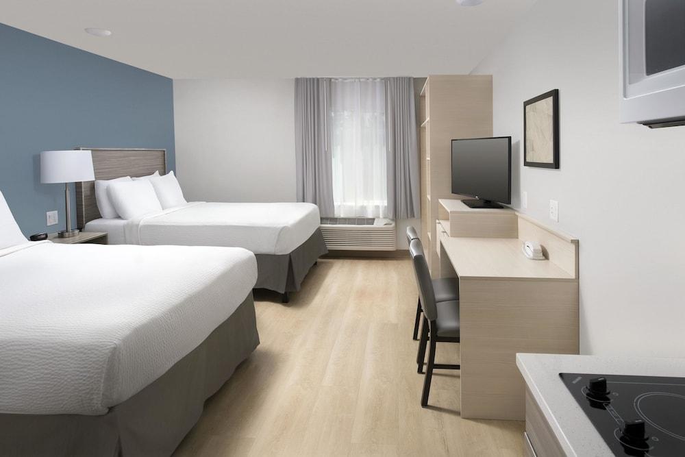 WoodSpring Suites Seattle Redmond