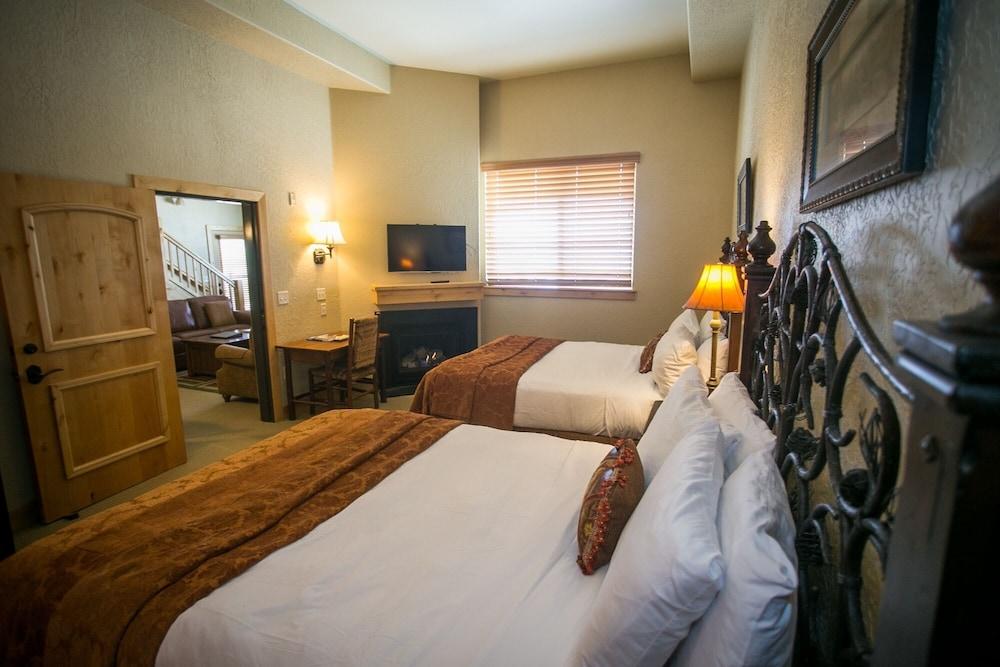 Perfect, Large Condo for Families of All Ages by RedAwning