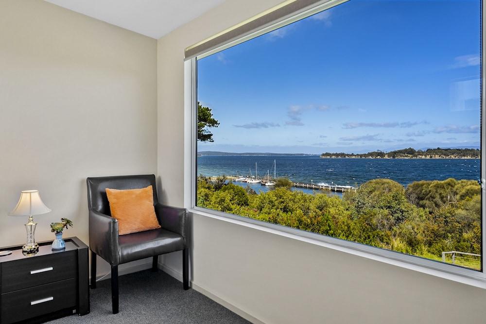 Manfield Seaside Bruny Island