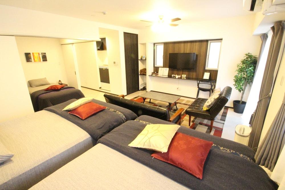 Condominium Felicita Naha