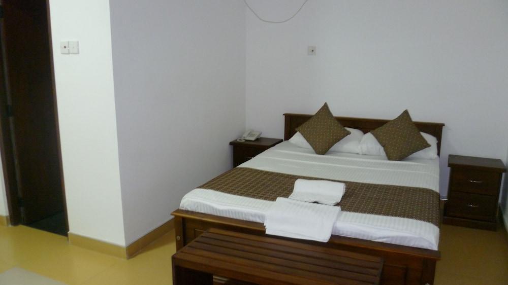 Sarvodaya Samma Vaasa Resedence