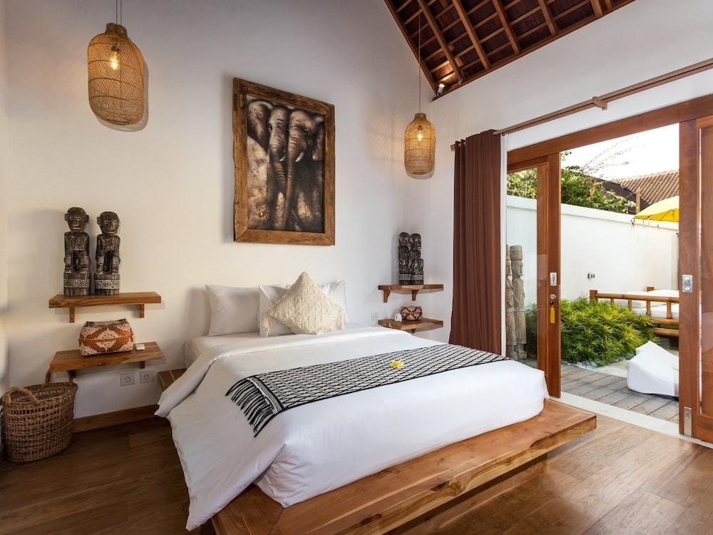 Villa Waterlily by Villa Finder