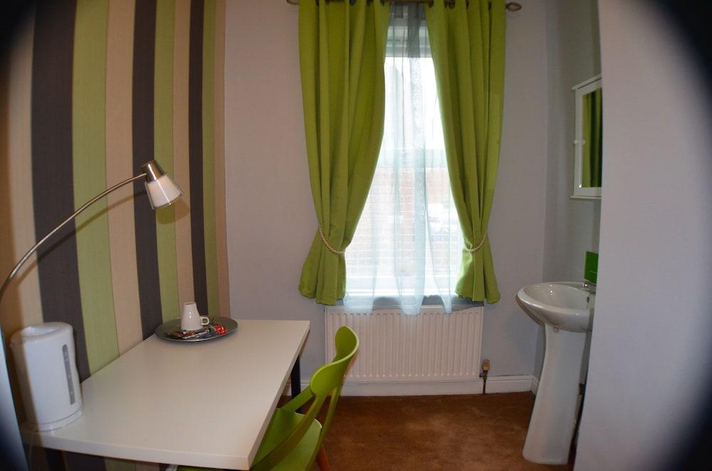 Queens Guesthouse Manchester