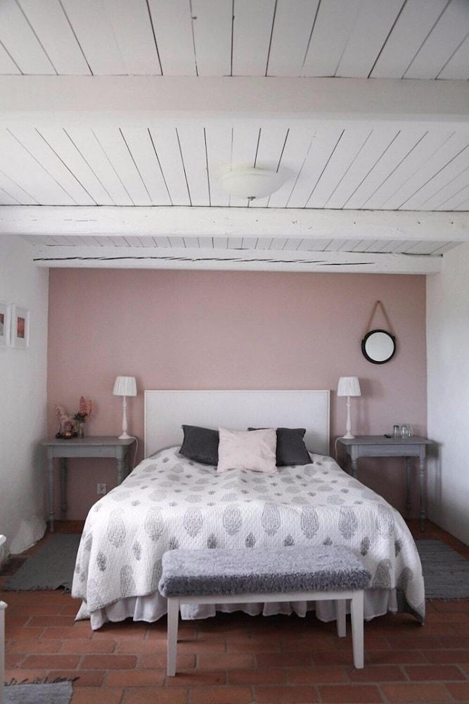 Östangård Bed & Breakfast