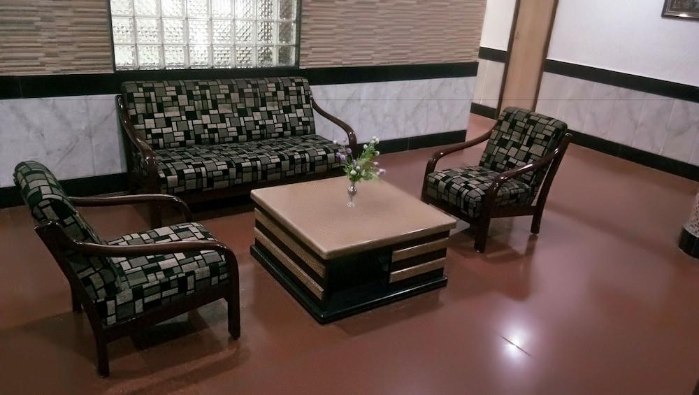 Hotel Arch Manor Deluxe