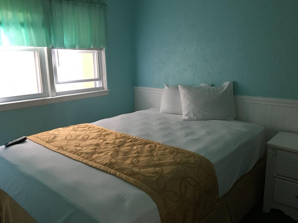 Harbor Mist Family Motel