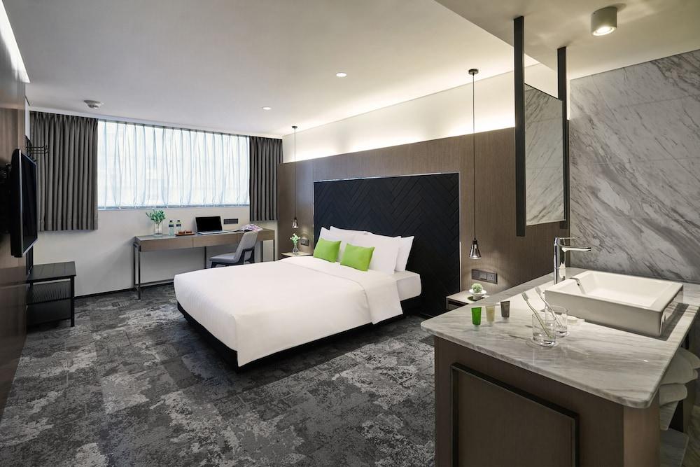 Hotel Ease Tsuen Wan