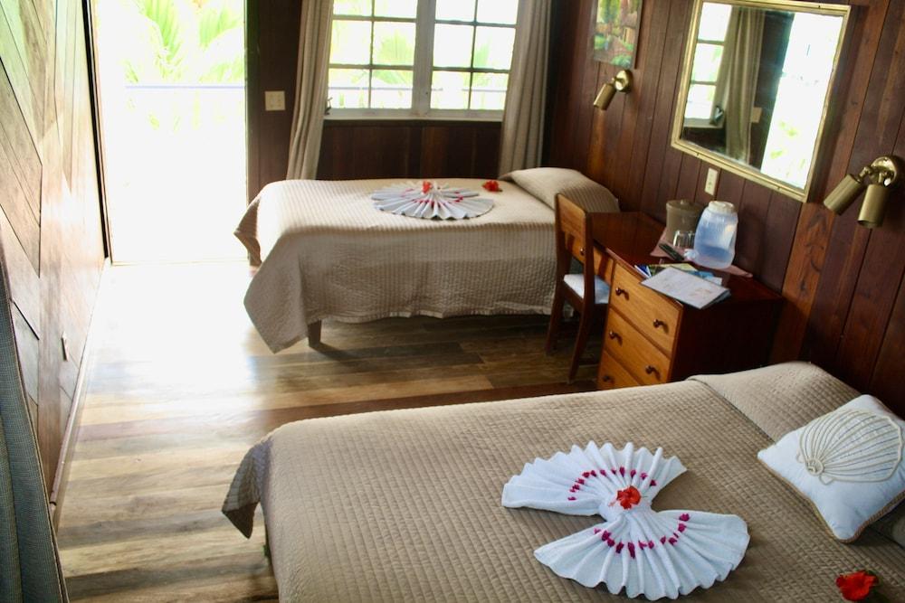 San Pedro Holiday Hotel