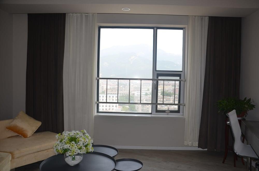 Metropolo Taishan Dai Temple