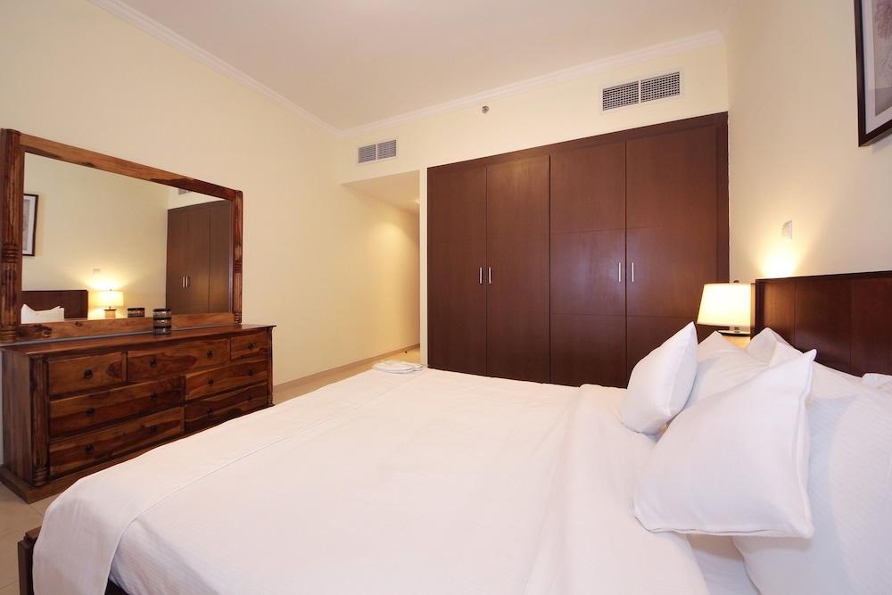 Piks Key - Burj Al Nujoom