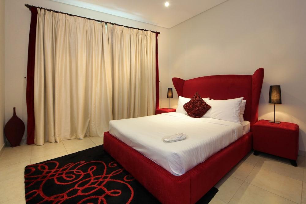 Piks Key - Dubai Marina Heights