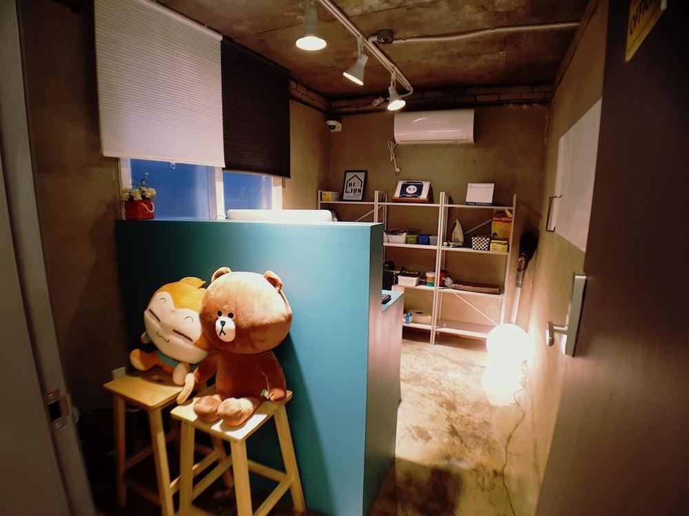 Little Star Guesthouse