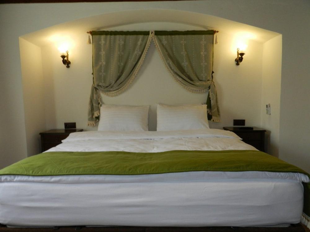 Aslibey Konagi - Adults Only