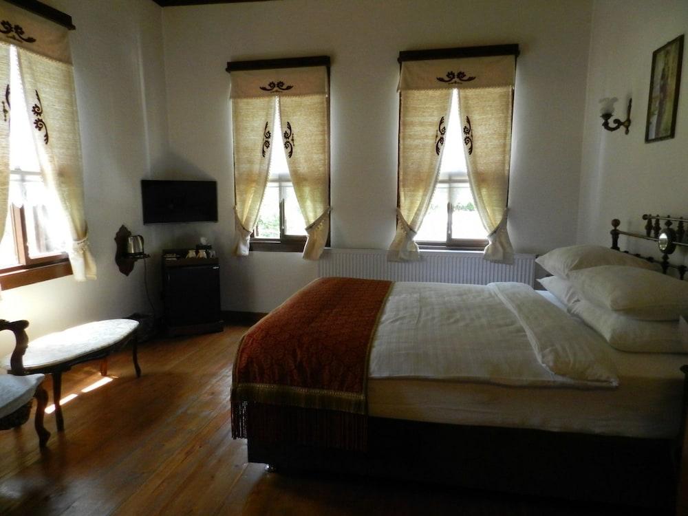 Aslibey Konagi - Adults Only