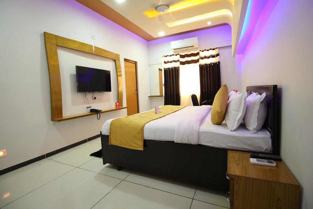 OYO 5584 Hotel Siddharth Inn