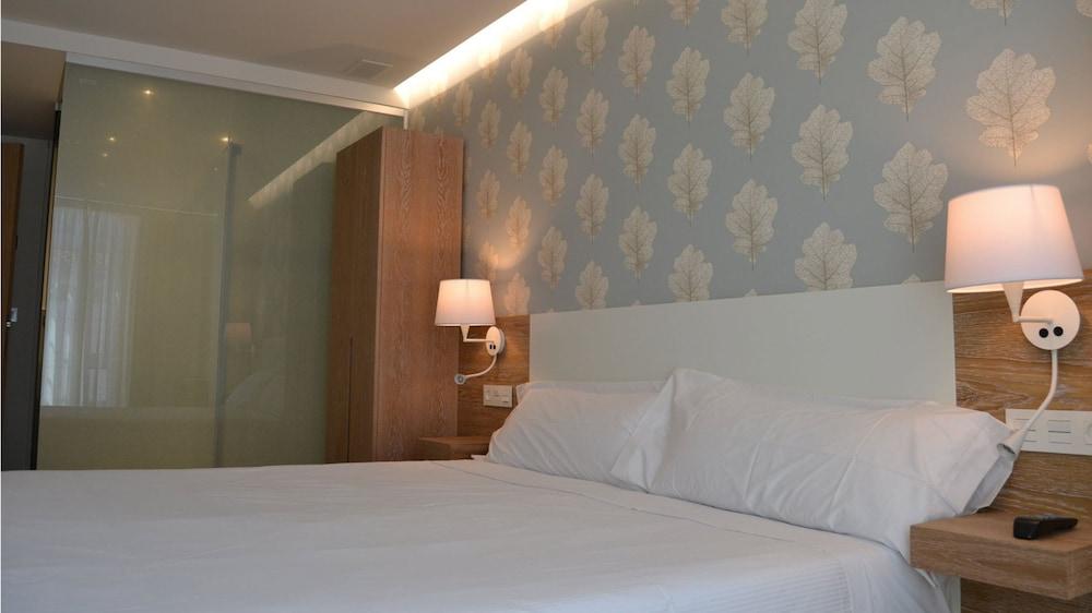 Deniké Hostal Grupo Atalaia