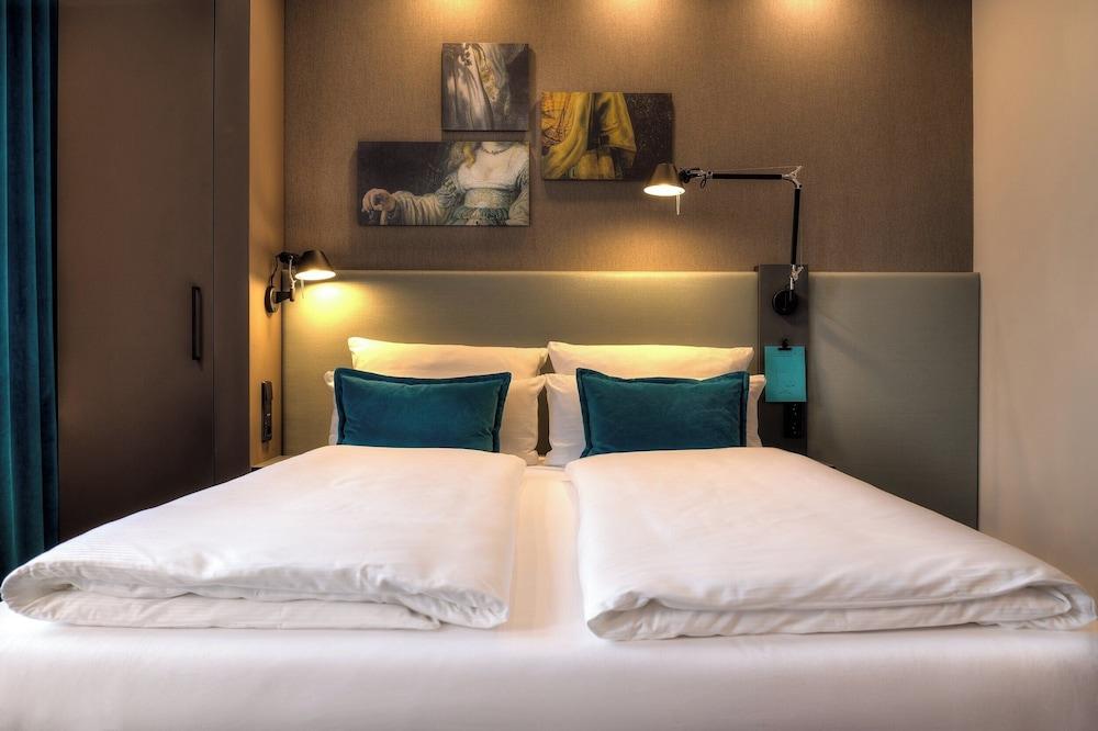 Motel One Amsterdam - Waterlooplein