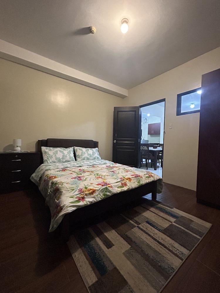 Manila Lee - Malate Bayview Mansion