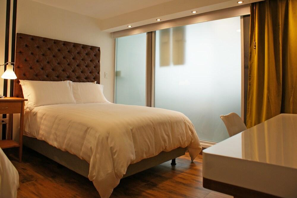 Dolce Lobo Boutique Stay