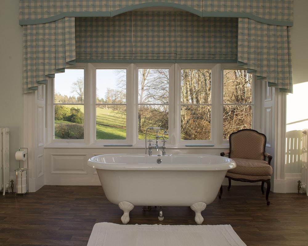 Hall Bed & Breakfast