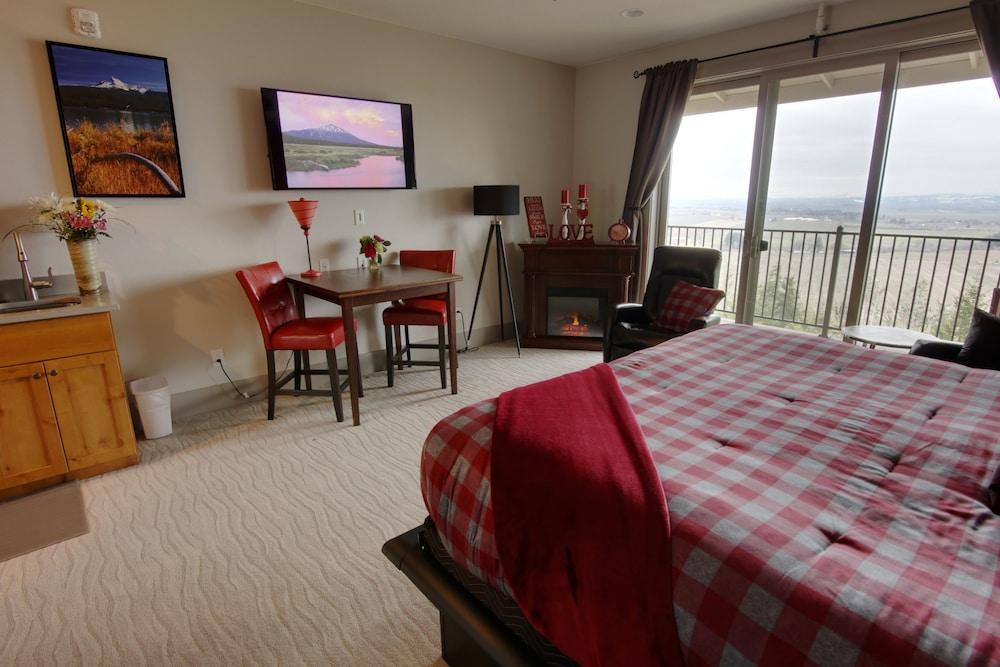 Bella Collina Bed & Breakfast