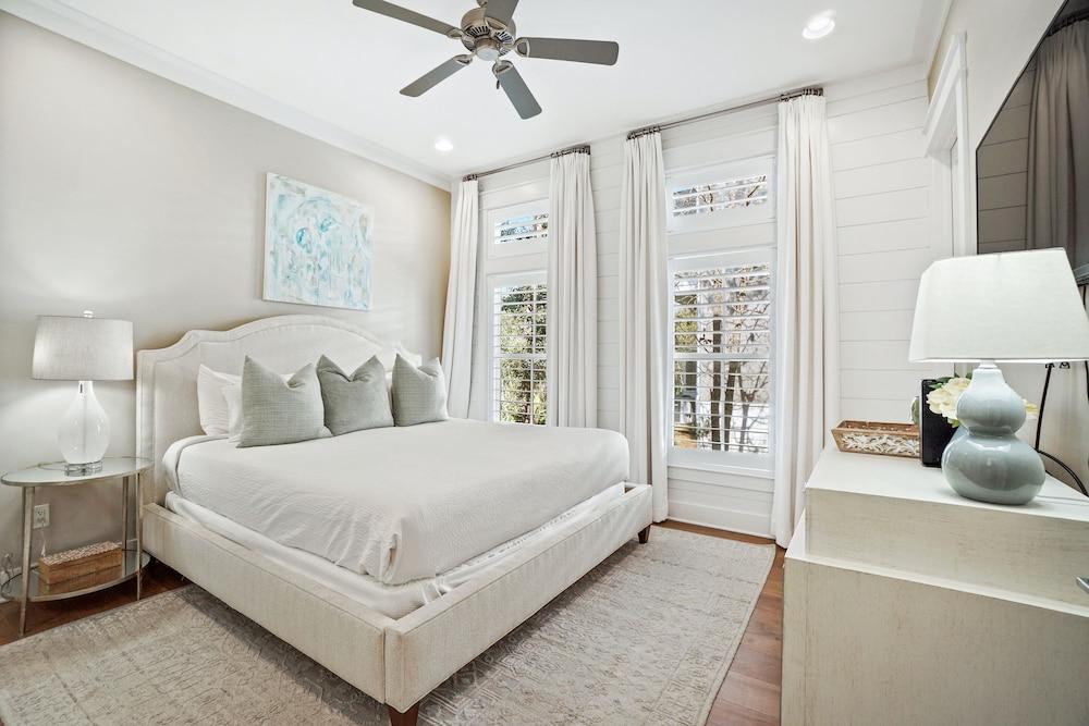 Magnolia Cottages by the Sea by Panhandle Getaways