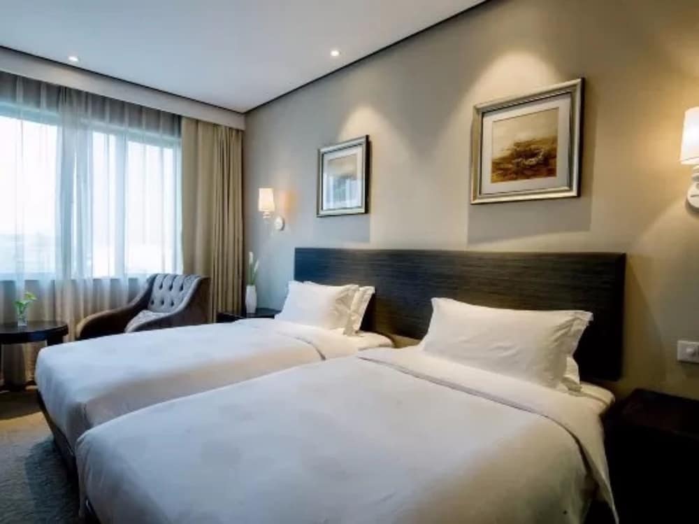 Byland World Hotel Yiwu