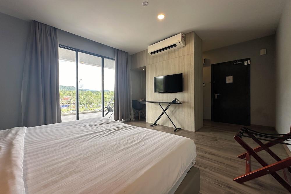 OYO Townhouse, Selayang formerly RHR Hotel