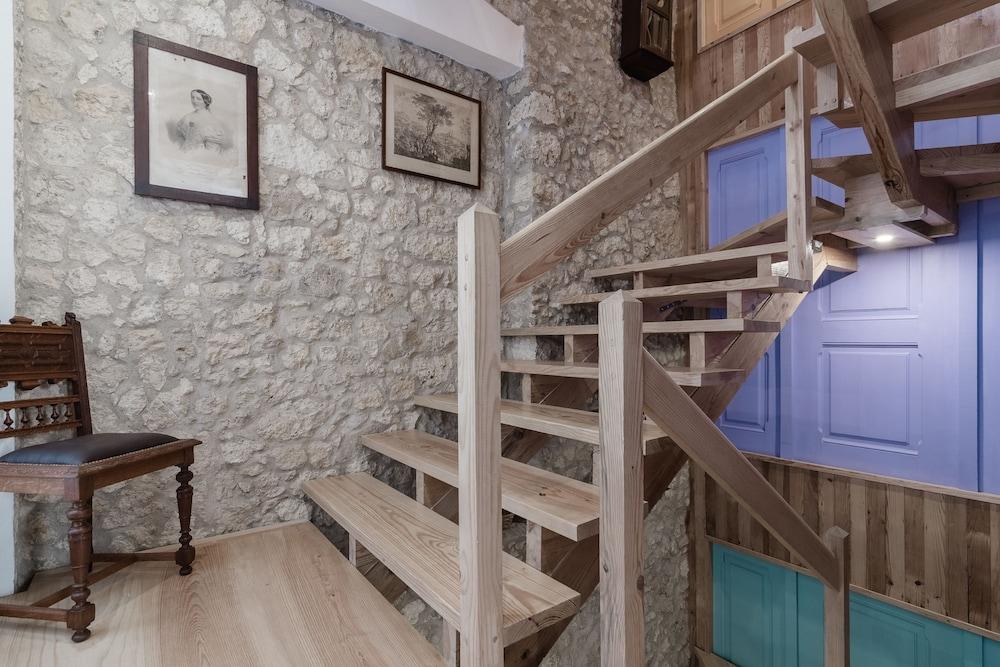 My Bairro Alto Suites