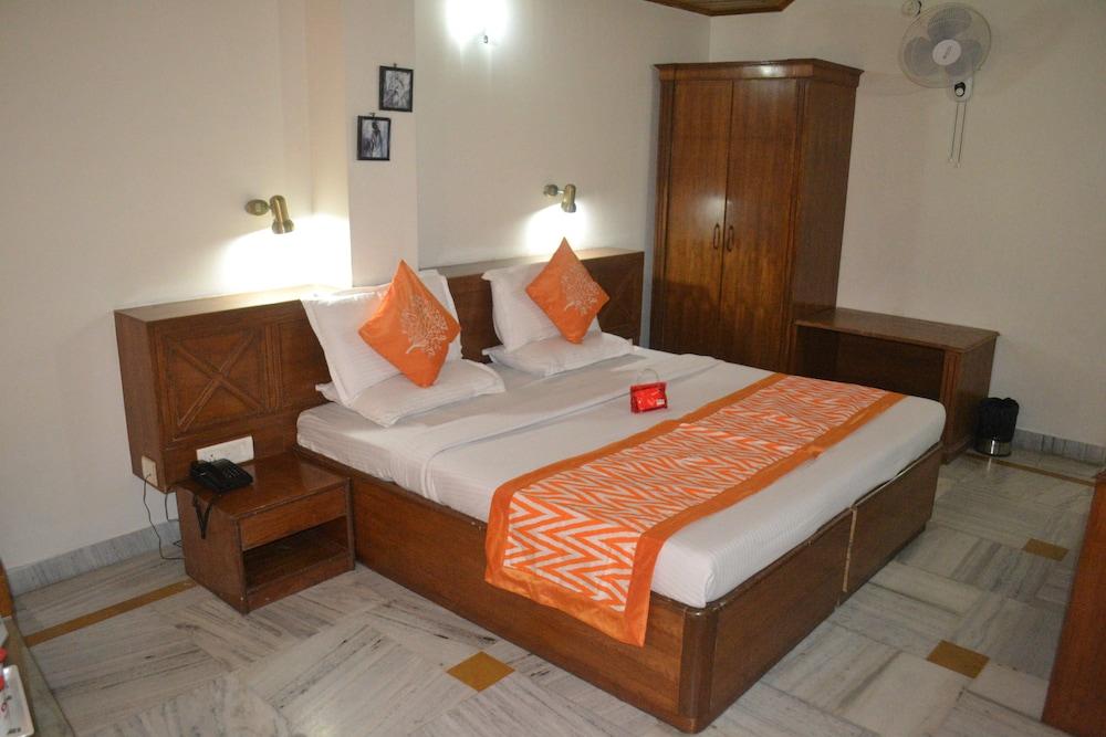 ADB Rooms Falcon Crest