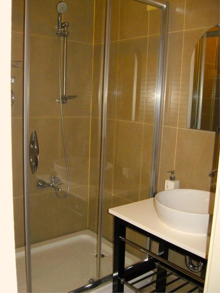 Assos Sardunya Butik Hotel