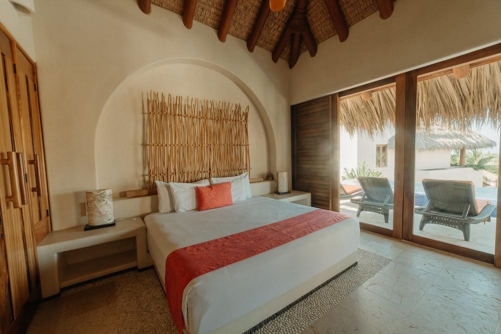 Las Palmas Luxury Villas